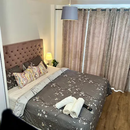 Apartamento Luxury Urban Tranquility At B1 *